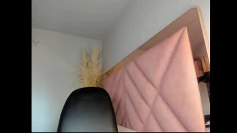 alanah connors online show from 06/25/26, 09:19