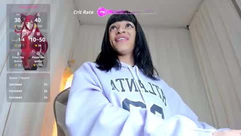 Snapshot of alanakimura_ chatting on 12/18/25, 10:05 Alana silvana online show from 12/18/25, 10:05