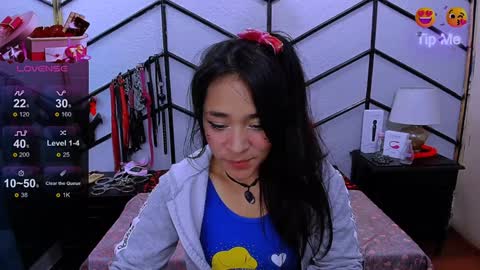 Snapshot of alanaluke chatting on 02/08/25, 03:00 Alana online show from 02/08/25, 03:00