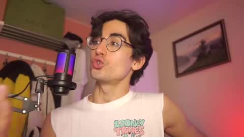 idenavarre online show from 01/24/25, 02:07