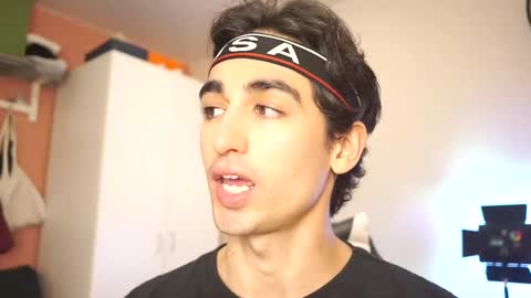 idenavarre online show from 02/11/25, 10:18