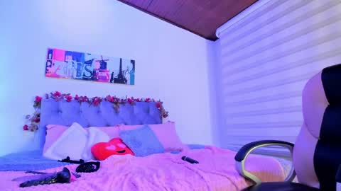 Alanna online show from 02/20/25, 06:06