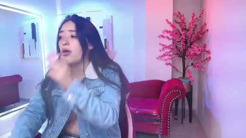 Alanna  online show from 04/24/26, 04:26