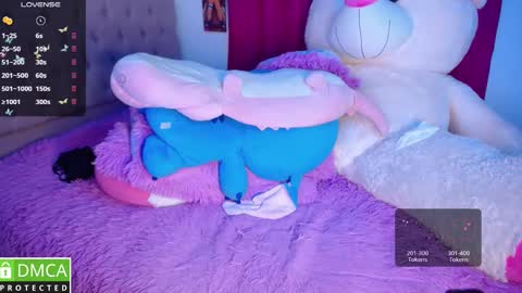 Snapshot of alanna_brunette chatting on 01/09/25, 01:08 lanna online show from 01/09/25, 01:08