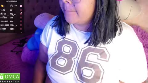 Snapshot of alanna_brunette chatting on 01/12/25, 08:14 lanna online show from 01/12/25, 08:14