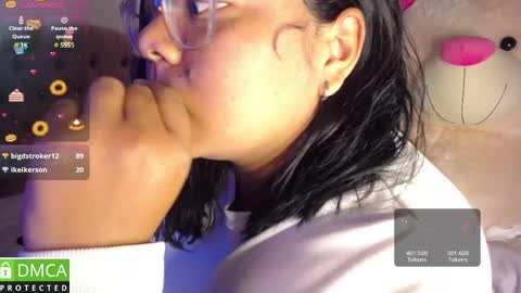 Snapshot of alanna_brunette chatting on 03/05/25, 08:10 lanna online show from 03/05/25, 08:10