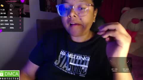 Snapshot of alanna_brunette chatting on 09/29/25, 01:33 lanna online show from 09/29/25, 01:33