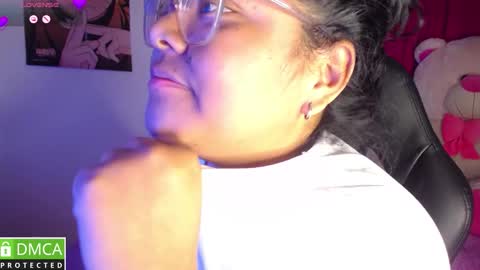 Snapshot of alanna_brunette chatting on 10/06/25, 04:10 lanna online show from 10/06/25, 04:10