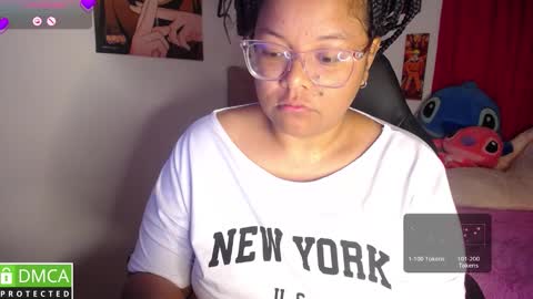 Snapshot of alanna_brunette chatting on 10/26/25, 11:27 lanna online show from 10/26/25, 11:27