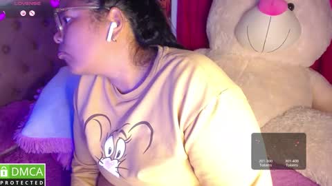 Snapshot of alanna_brunette chatting on 11/09/25, 03:27 lanna online show from 11/09/25, 03:27