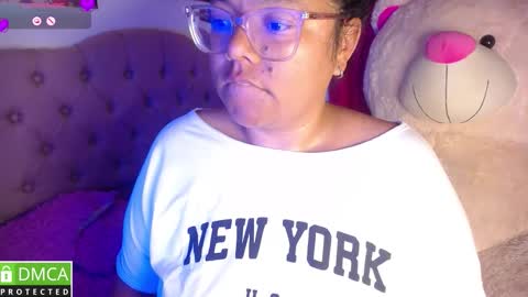 Snapshot of alanna_brunette chatting on 11/20/25, 09:20 lanna online show from 11/20/25, 09:20