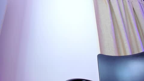 Snapshot of alanna_hank chatting on 02/07/25, 07:50 Alanna online show from 02/07/25, 07:50