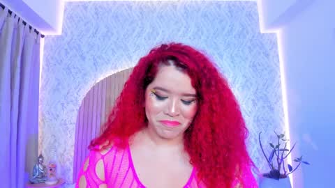 Snapshot of alanna_hank chatting on 02/25/25, 04:14 Alanna online show from 02/25/25, 04:14