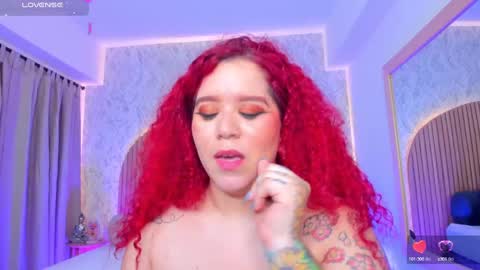 Snapshot of alanna_hank chatting on 03/07/25, 04:02 Alanna online show from 03/07/25, 04:02