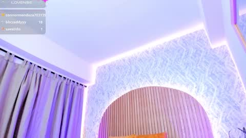 Snapshot of alanna_hank chatting on 03/07/25, 07:08 Alanna online show from 03/07/25, 07:08