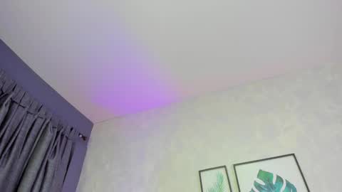 Snapshot of alanna_hank chatting on 09/10/25, 02:55 Alanna online show from 09/10/25, 02:55