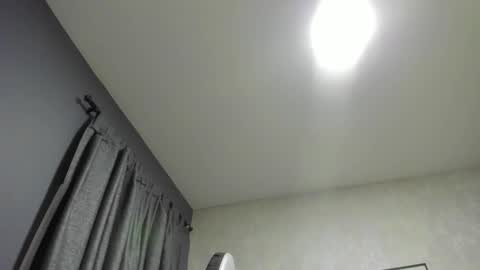 Snapshot of alanna_hank chatting on 09/23/25, 12:13 Alanna online show from 09/23/25, 12:13