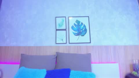 Snapshot of alanna_hank chatting on 11/07/25, 04:01 Alanna online show from 11/07/25, 04:01