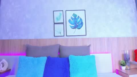 Snapshot of alanna_hank chatting on 11/29/25, 03:20 Alanna online show from 11/29/25, 03:20