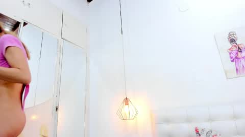 alanna_miaw online show from 04/21/26, 01:06