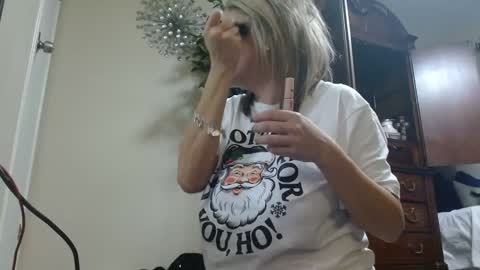 Alanna Rack online show from 11/23/25, 03:34