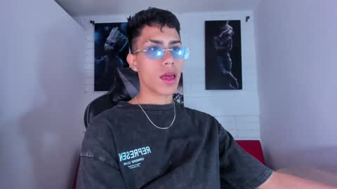 Snapshot of alannaughty_ chatting on 01/02/25, 09:18 alannaughty_ online show from 01/02/25, 09:18