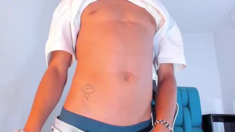 Snapshot of alannaughty_ chatting on 02/18/25, 10:58 alannaughty_ online show from 02/18/25, 10:58