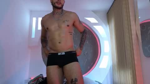 alan online show from 11/06/25, 01:12