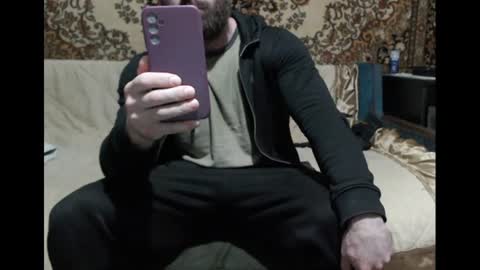 Snapshot of alanstrongs chatting on 06/19/26, 03:38 AlanStrongs online show from 06/19/26, 03:38