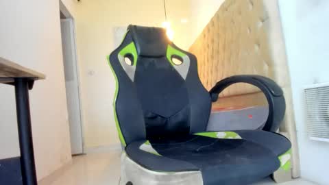 alantrickz365 online show from 12/14/25, 10:36