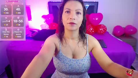 Snapshot of alanys_24 chatting on 02/14/25, 10:17 Victoria online show from 02/14/25, 10:17
