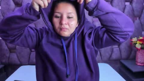 AlaSmith  online show from 10/19/25, 02:23