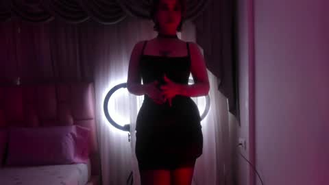 albaandthayron online show from 01/21/25, 12:07