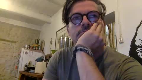 Snapshot of albandant chatting on 09/12/25, 07:19 albandant online show from 09/12/25, 07:19