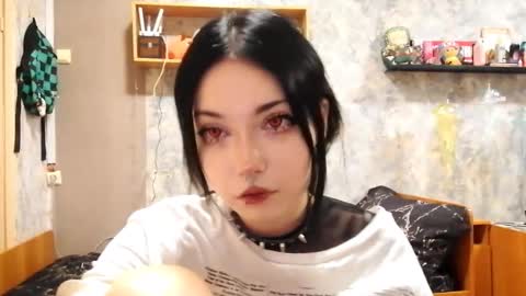 Im Katrina online show from 10/27/25, 05:28