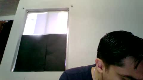 albertoarenas16 online show from 05/10/26, 10:48