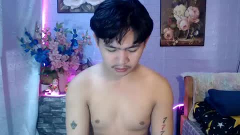 Snapshot of albertx_destroyer69 chatting on 07/12/26, 02:02 Albert online show from 07/12/26, 02:02