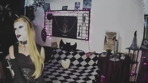 Mistic witch online show from 03/07/25, 07:08