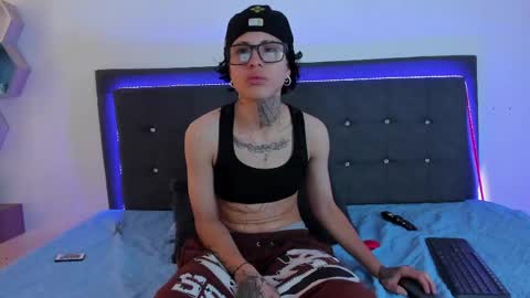 Snapshot of ale_cruzz chatting on 02/28/26, 06:20 ale_cruzz online show from 02/28/26, 06:20