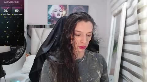 ale_noah_xxx online show from 12/06/24, 11:47