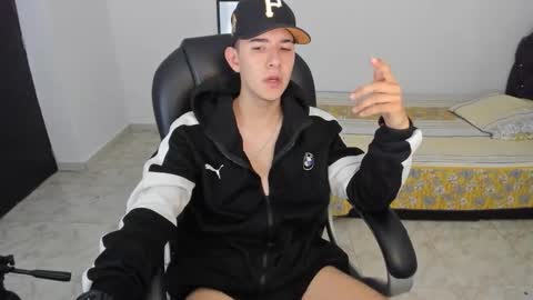 Aleck Boy online show from 11/27/25, 06:54