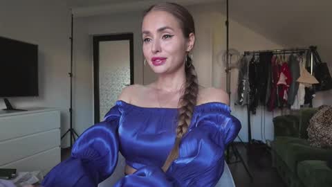 Alecssalove online show from 10/29/25, 01:02