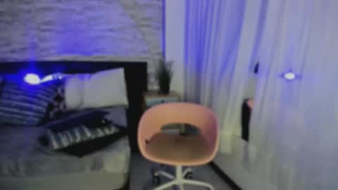 aleec_nyx online show from 11/15/25, 11:51