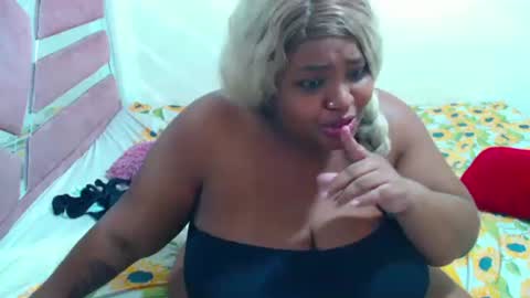 aleeinvein1 online show from 04/21/26, 05:03