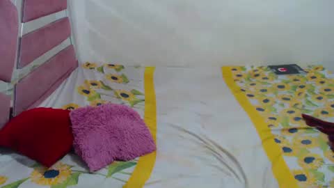 aleeinvein1 online show from 04/23/26, 02:35