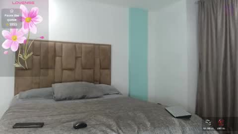 alejandra online show from 10/19/25, 11:27