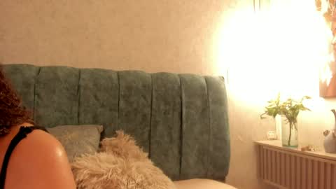 Aleera online show from 03/31/26, 07:58