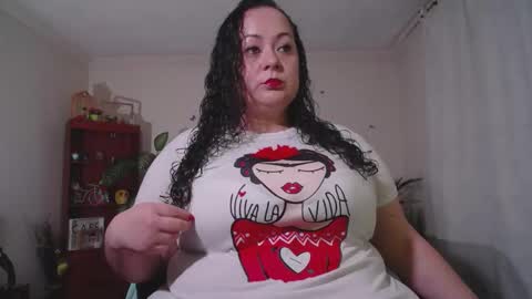 aleia taylor online show from 11/23/25, 01:38