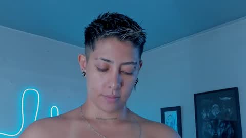 Alejandra online show from 01/07/26, 01:52