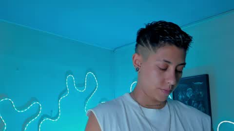 Alejandra online show from 04/21/26, 09:50